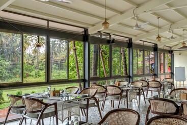 Skon Morjim Beach Resort By Orion Hotels