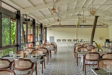 Skon Morjim Beach Resort By Orion Hotels