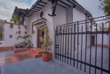 Aguacatala Hotel Boutique
