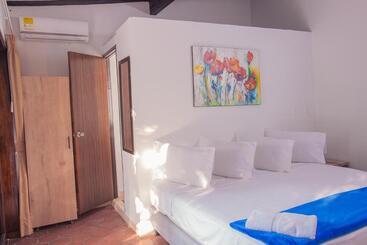 Aguacatala Hotel Boutique
