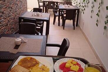 Aguacatala Hotel Boutique