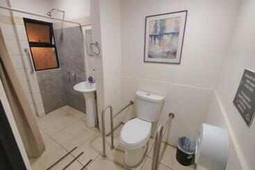 تختخواب و صبحانه Casa Escalante Hostel