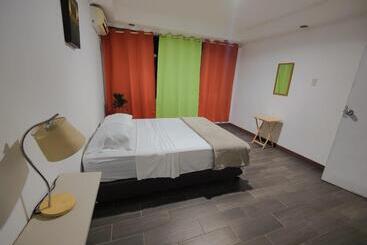 تختخواب و صبحانه Casa Escalante Hostel