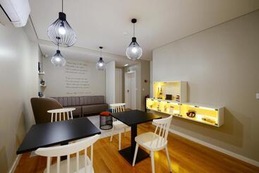 تختخواب و صبحانه Vila De Ponte Guest House