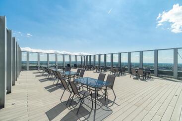 Hanza Tower 5 Stars
