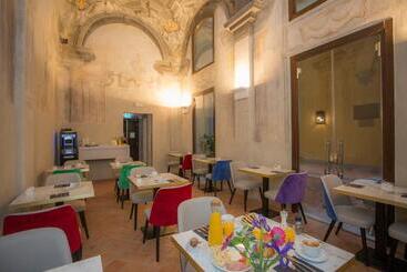 هتل Casual Rinascimento Firenze