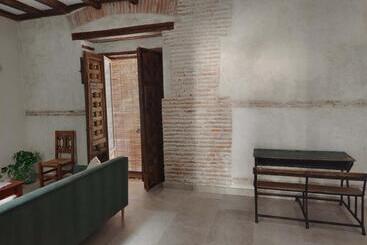 پانسیون Casa De Los Mendoza   Casa Solariega En El Casco Histórico