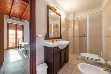 پانسیون Val Paraiso Rooms   Unforgettable Holiday