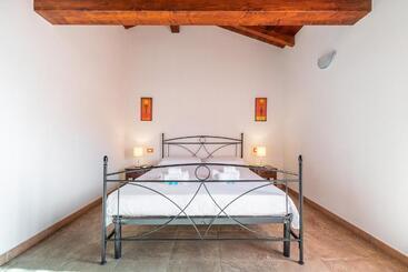 پانسیون Val Paraiso Rooms Unforgettable Holiday