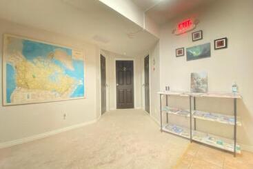 پانسیون Yellowknife Bed And Breakfast