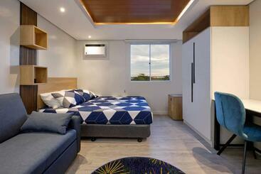 מלון דירות Relaxing Studio In Bacolod