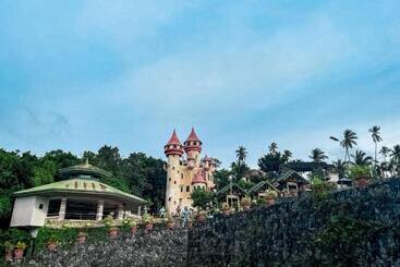 استراحتگاه La Virginia Leisure Park And Amusement Powered By Cocotel