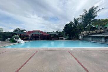استراحتگاه La Virginia Leisure Park And Amusement Powered By Cocotel