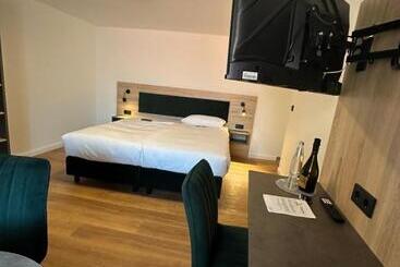 Hopfenhotel Am Adenauerufer