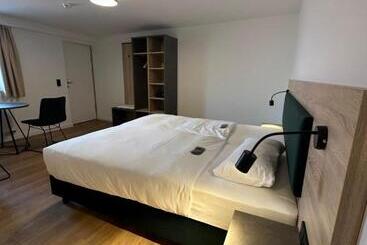 Hopfenhotel Am Adenauerufer