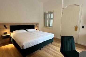 Hopfenhotel Am Adenauerufer