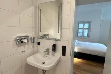 Hopfenhotel Am Adenauerufer