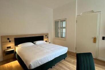 Hopfenhotel Am Adenauerufer