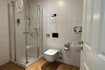 Hopfenhotel Am Adenauerufer