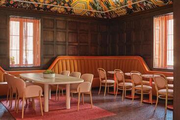 21c Museum Hotel St Louis