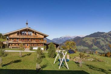 هتل Ferienwohnung Simmern