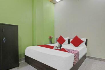 هتل Flagship Bawana Guest House
