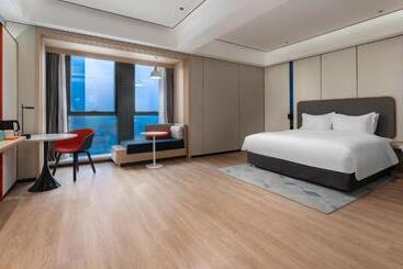 هتل Holiday Inn Express Qingdao Northern West Coast, An Ihg