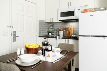 هتل Intown Suites Extended Stay Select Hampton Va