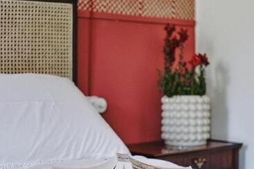 هتل Monna Terra B&b