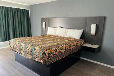 בית מלון כפרי Pioneer Inn