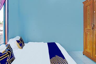 هتل Spot On 91918 Najla Guest House Syariah