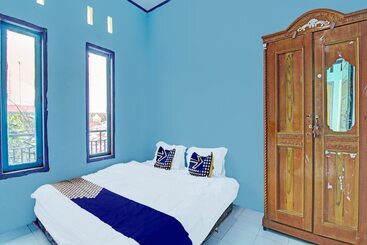 هتل Spot On 91918 Najla Guest House Syariah
