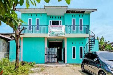 هتل Spot On 91918 Najla Guest House Syariah