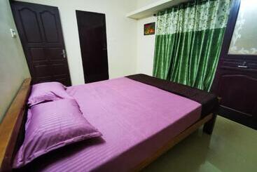 J2 Home Stay   Luxury Homes With Caravan Services