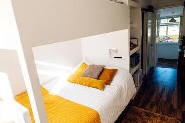 پانسیون Bijou Annexe, Sea View, Private Entrance & Parking   Folkestone