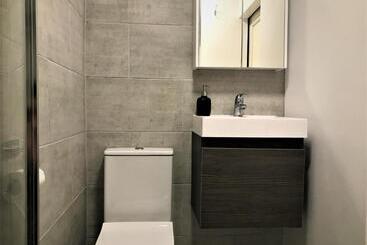 پانسیون Bijou Annexe, Sea View, Private Entrance & Parking   Folkestone