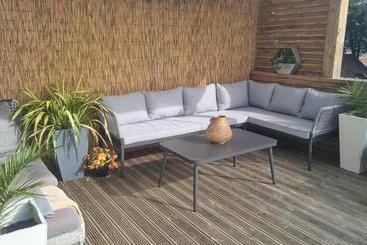 پانسیون Bijou Annexe, Sea View, Private Entrance & Parking   Folkestone