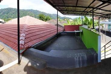 پانسیون Garden 96 Inn