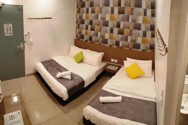 پانسیون Garden 96 Inn