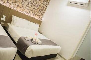 پانسیون Garden 96 Inn