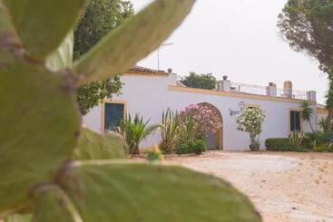پانسیون Villa Le Lune