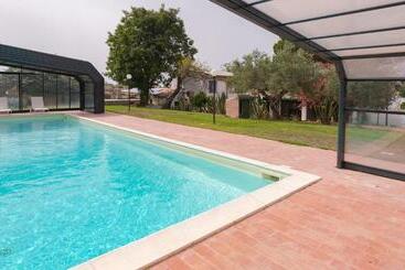 پانسیون Villa Le Lune