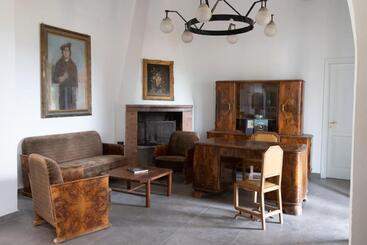 پانسیون Villa Le Lune