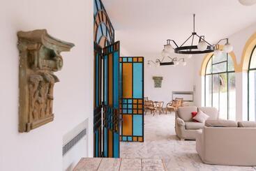 پانسیون Villa Le Lune