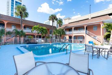 Echo Sails Motel