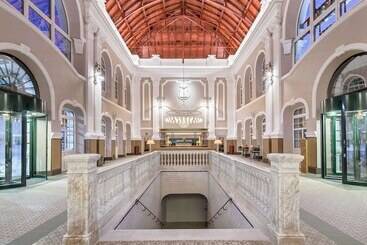 Canfranc Estación, A Royal Hideaway Hotel   Gran Lujo