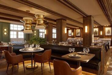 Canfranc Estación, A Royal Hideaway Hotel   Gran Lujo