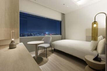 Mitsui Garden Hotel Yokohama Minatomirai Premier