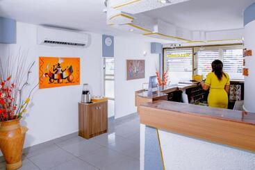 هتل Séréna Hôtel