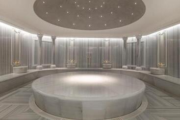 هتل The Peninsula Istanbul